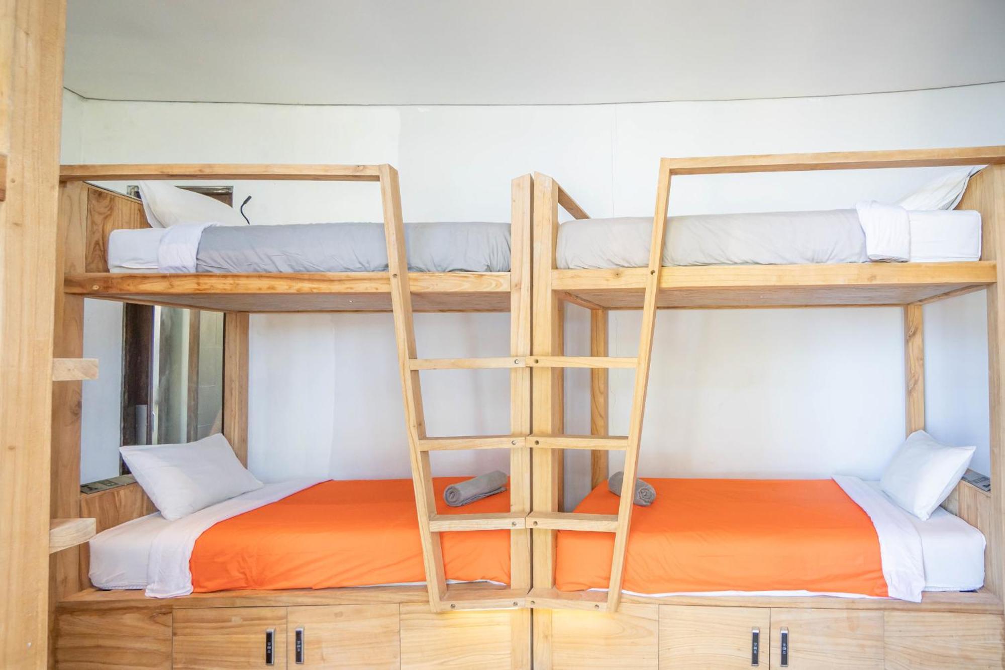 Bong Hostel Nusa Lembongan Dış mekan fotoğraf