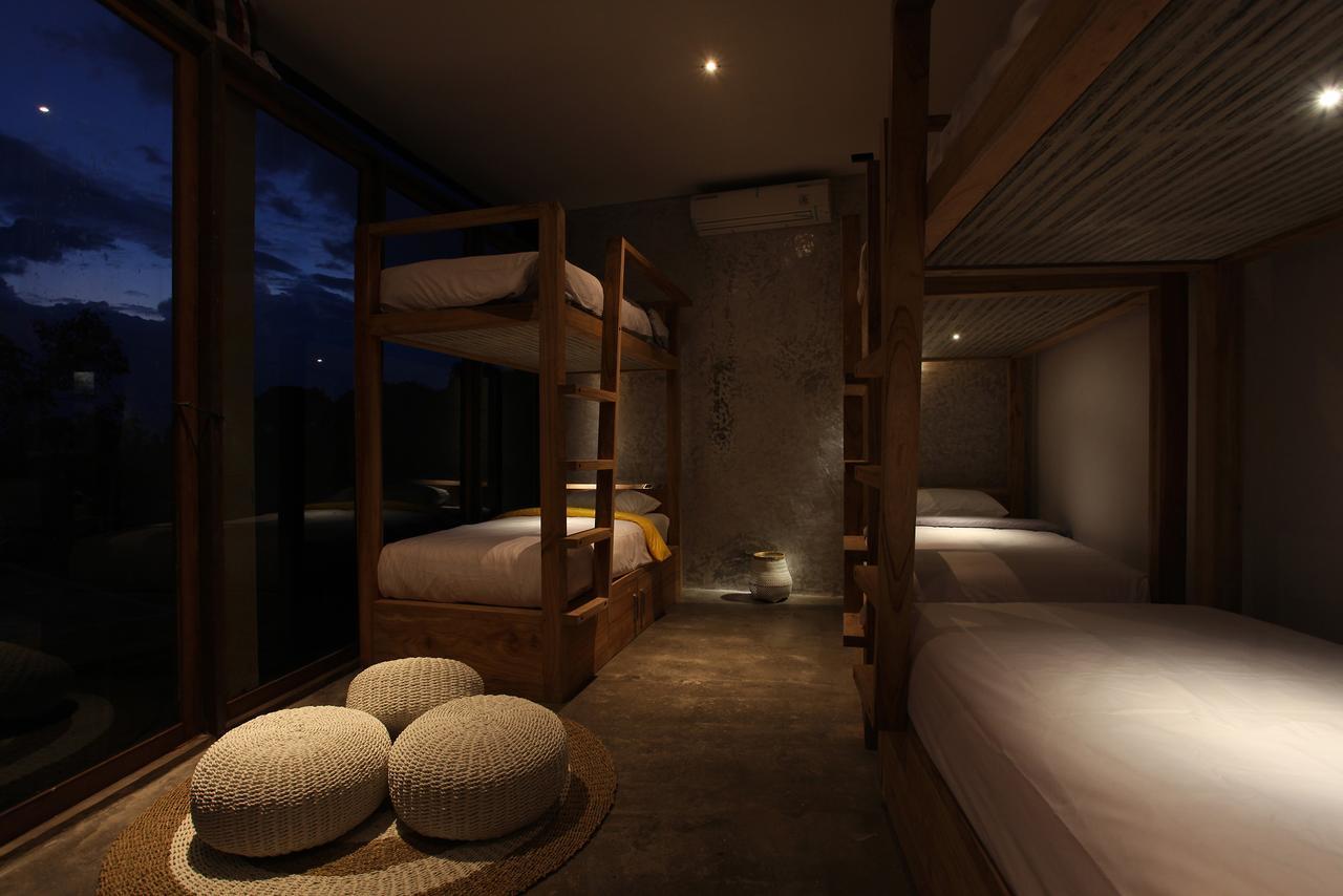 Bong Hostel Nusa Lembongan Dış mekan fotoğraf